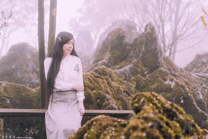 迷路的可爱女宝宝