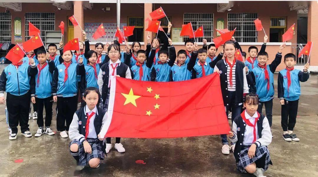 铁路12306推出“新”功能，给旅客从指尖直到“心”尖的暖意
