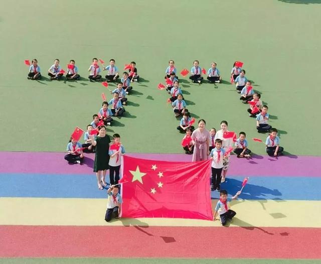 亲子信任危机：李锋教育助力家长打破障碍，重筑和谐关系的秘诀